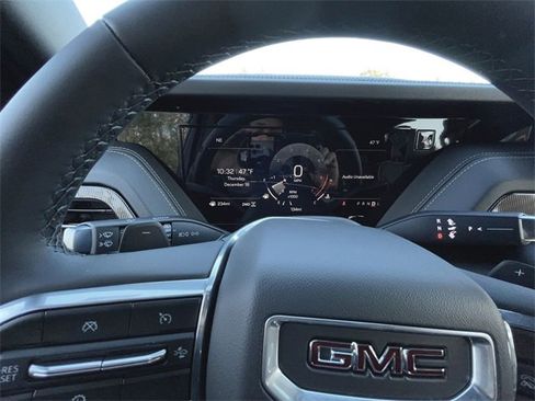 New 2026 GMC Yukon Elevation image 11