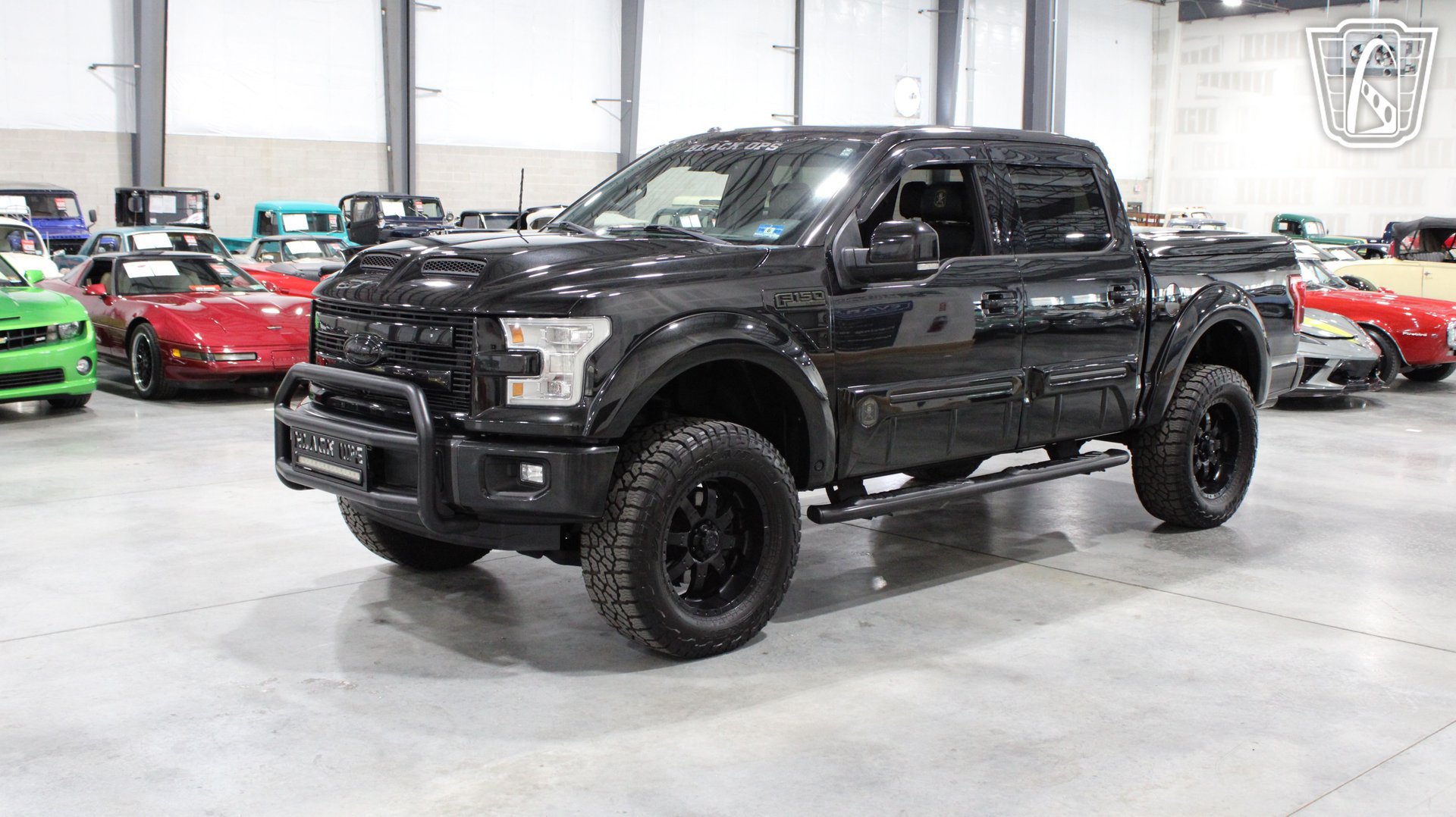 Used 2015 Ford F150 Lariat w/ Equipment Group 502A Luxury AWD/4WD image 2