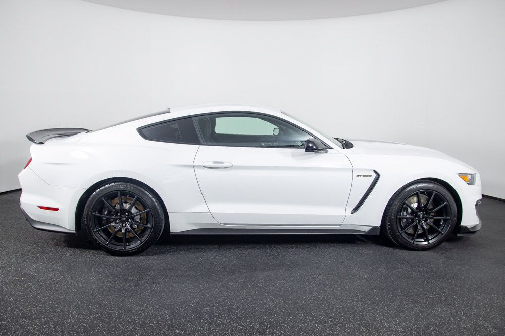 Used 2018 Ford Mustang Shelby GT350 RWD image 8