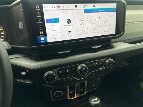 Used 2024 Jeep Wrangler Sport S image 59