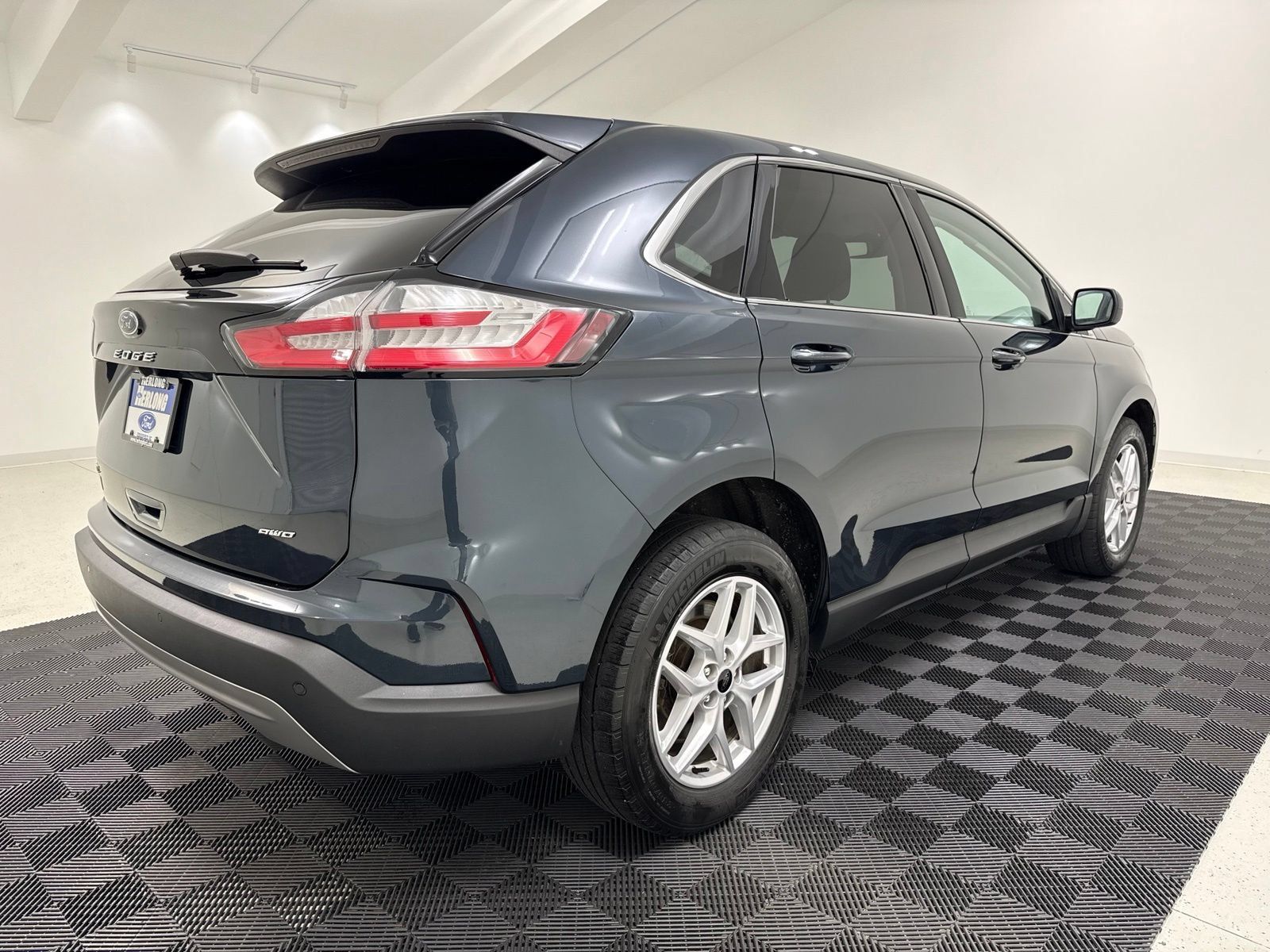 Used 2023 Ford Edge SEL w/ Convenience Package AWD/4WD image 8