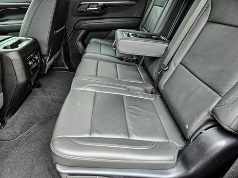 Used 2025 Chevrolet Tahoe Z71 w/ Sun And Tow Package image 30