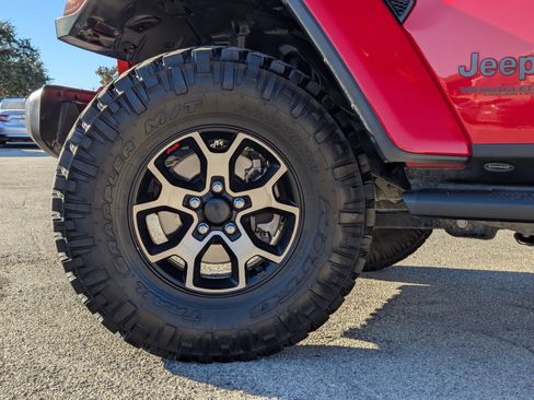 Used 2020 Jeep Wrangler Unlimited Rubicon image 32