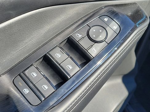 Certified 2024 Nissan Rogue SV image 12