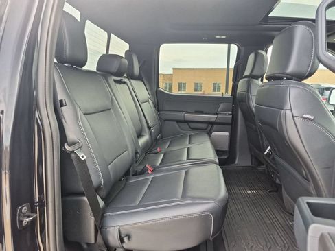 Used 2025 Ford F150 Lariat w/ Equipment Group 501A Mid AWD/4WD image 18