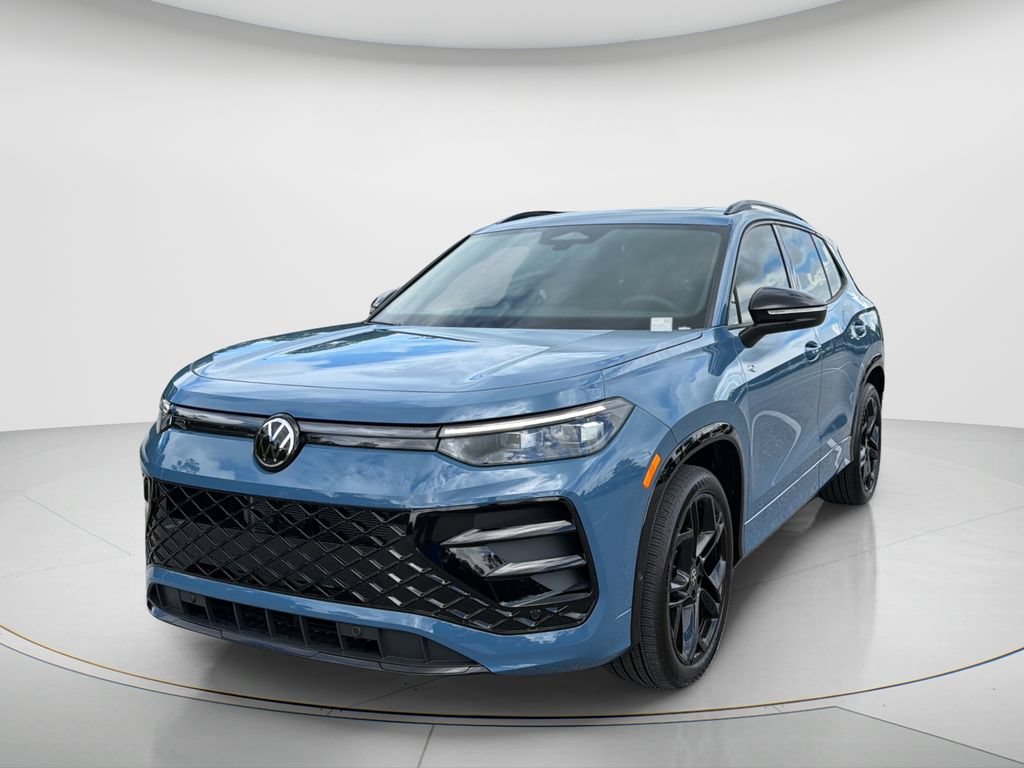 New 2026 Volkswagen Tiguan SE R-Line FWD image 1