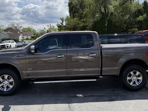 Used 2016 Ford F150 Lariat w/ Equipment Group 502A Luxury AWD/4WD image 5