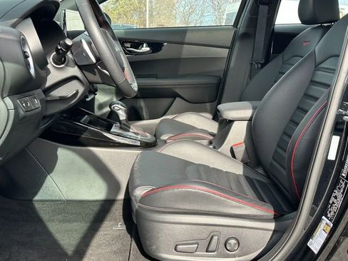 Used 2024 Kia Forte GT w/ GT2 Package image 17