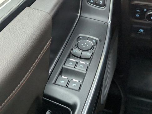 Used 2025 Ford F150 King Ranch w/ FX4 Off-Road Package image 32