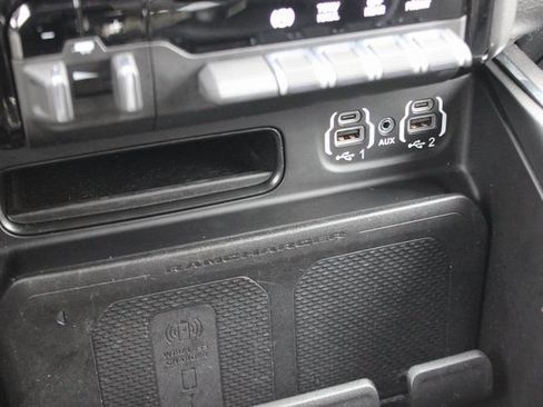 Used 2021 RAM 2500 Laramie AWD/4WD image 9