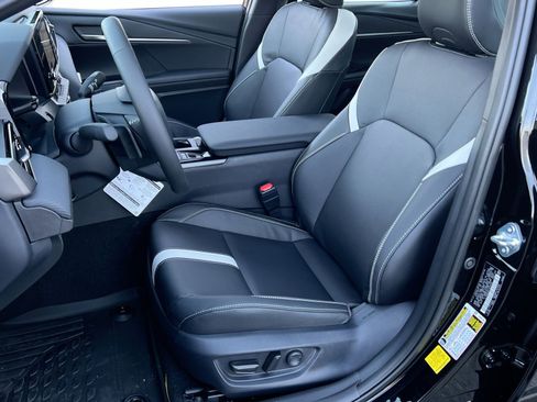 New 2026 Toyota Camry SE image 13