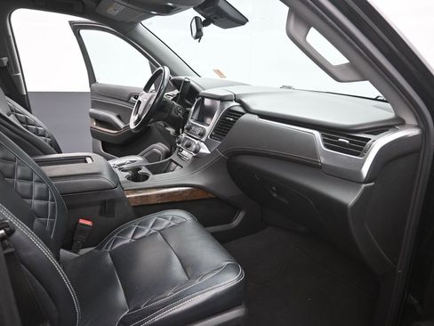 Used 2020 Chevrolet Tahoe LS w/ Enhanced Driver Alert Package image 26