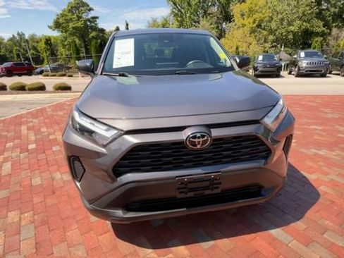 Used 2023 Toyota RAV4 LE FWD image 4