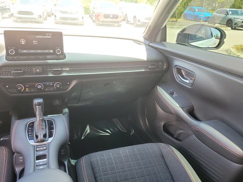 Used 2024 Honda HR-V Sport image 20