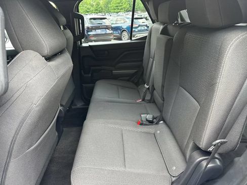 Certified 2025 Toyota 4Runner SR5 AWD/4WD image 19