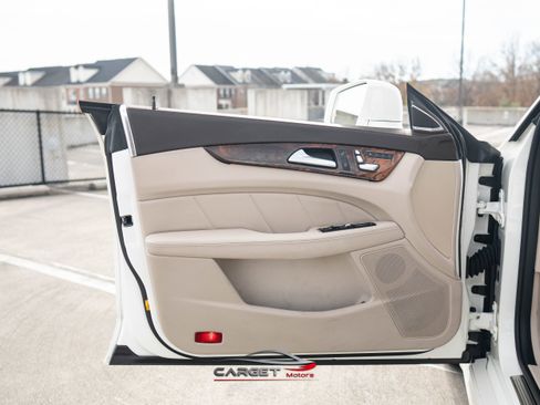 Used 2017 Mercedes-Benz CLS 550 w/ Premium 2 Package image 42