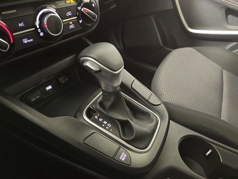 Used 2023 Kia Soul LX w/ LX Technology Package image 22