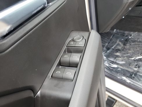 New 2026 GMC Canyon Elevation w/ Convenience Package RWD image 18