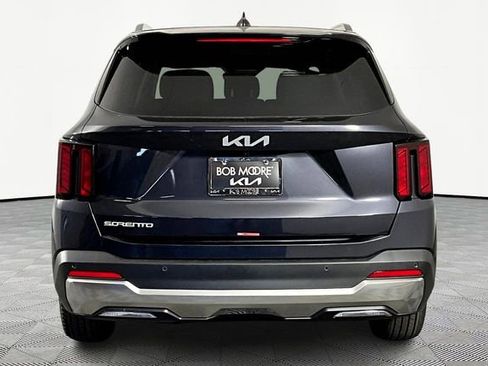 New 2026 Kia Sorento S w/ S Panoramic Sunroof Package image 5