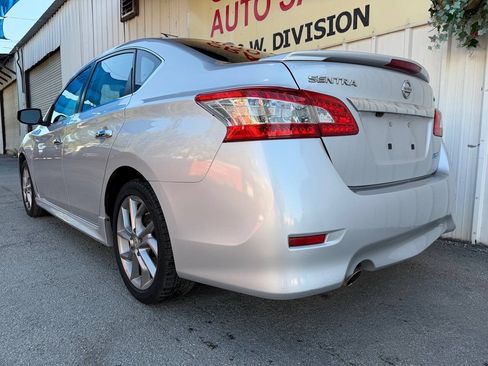 Used 2013 Nissan Sentra SR w/ Premium Pkg FWD image 10