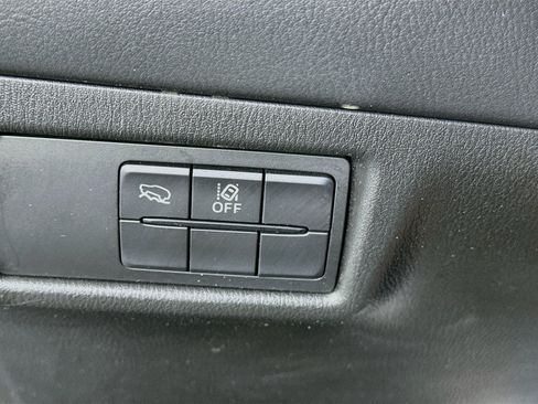 Used 2025 MAZDA CX-5 AWD 2.5 S w/ Select Package image 17