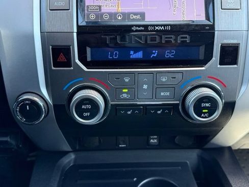 Used 2015 Toyota Tundra Limited w/ Limited Premium Package AWD/4WD image 26