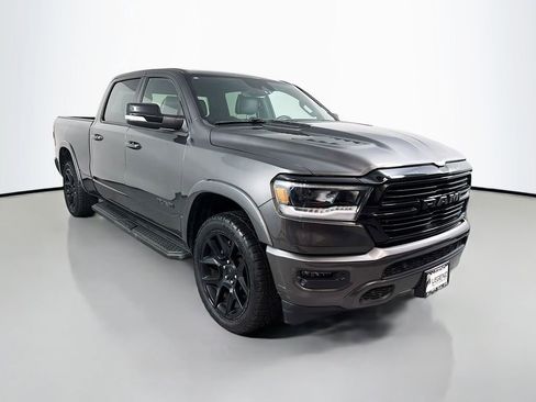Used 2022 RAM 1500 Laramie AWD/4WD image 3