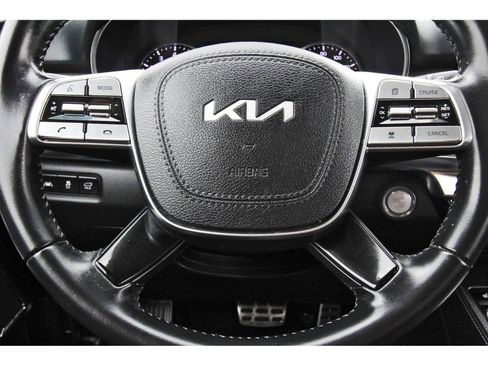 Used 2022 Kia Telluride SX w/ Towing Package image 18