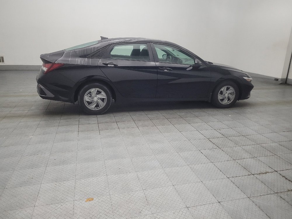 Used 2024 Hyundai Elantra SE FWD image 10