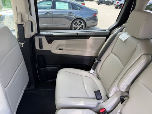 New 2026 Honda Odyssey EX-L image 29