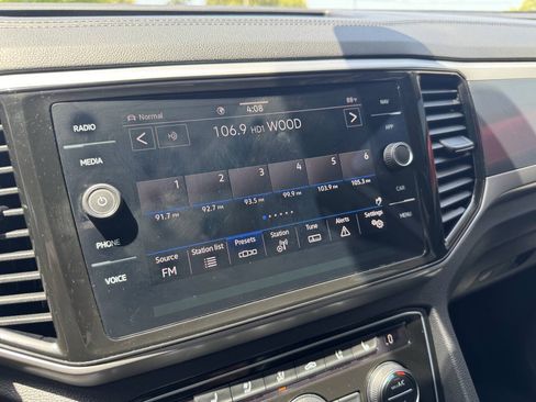 Used 2023 Volkswagen Atlas SEL Premium AWD/4WD image 13