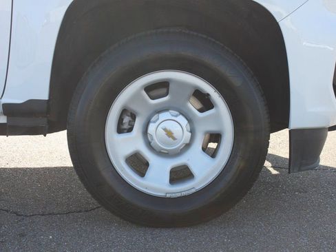 Used 2021 Chevrolet Colorado W/T w/ WT Convenience Package image 4