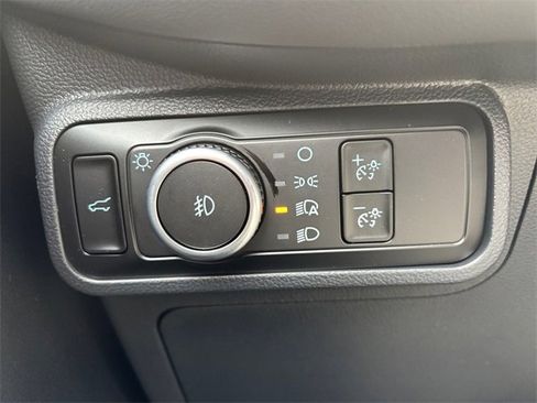 New 2025 Ford Explorer Active w/ Active Comfort Package image 17