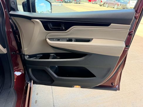 Used 2019 Honda Odyssey Elite image 12