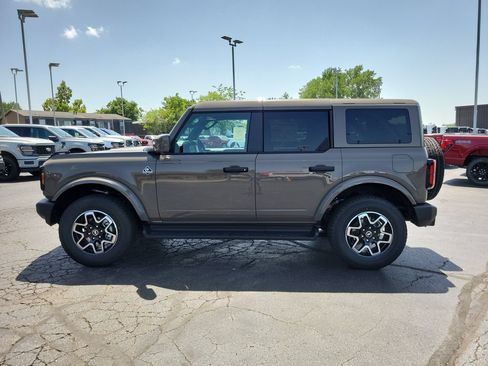 New 2026 Ford Bronco Outer Banks AWD/4WD image 7