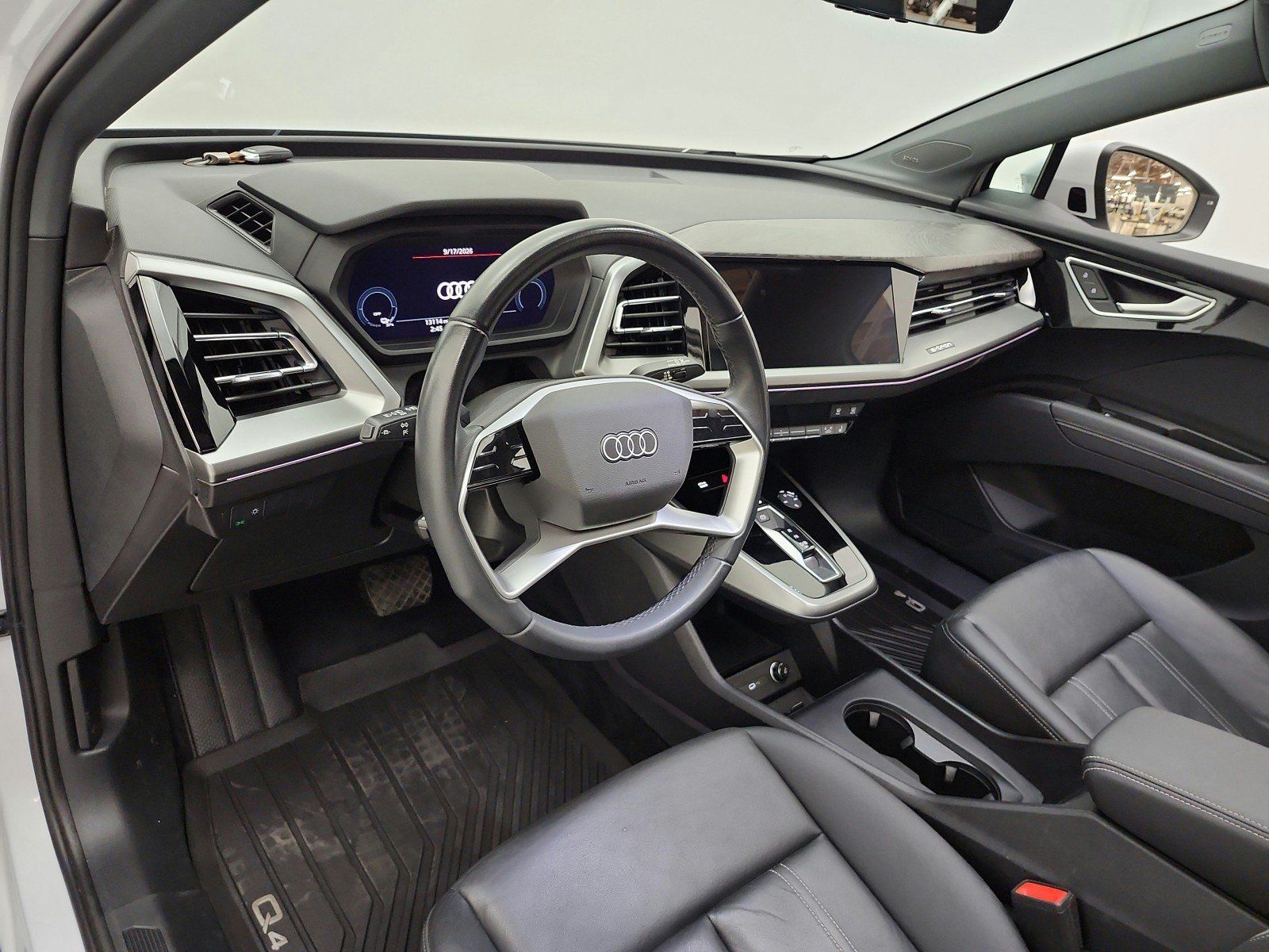 Used 2024 Audi Q4 e-tron Premium Plus w/ Premium Plus AWD/4WD image 9