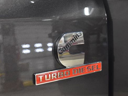 Certified 2022 RAM 2500 Laramie image 39