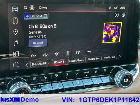 Certified 2023 GMC Canyon AT4 w/ AT4 Premium Package AWD/4WD image 28