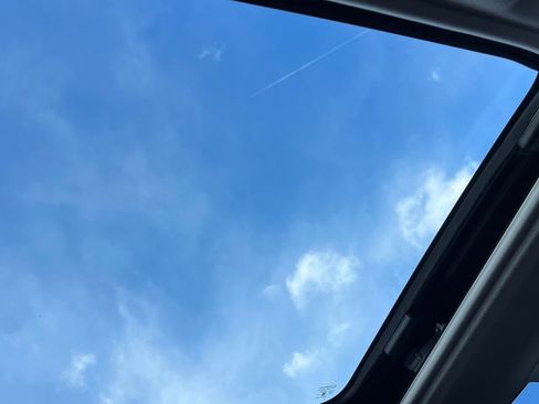 Used 2011 Subaru Forester 2.5X Premium image 16