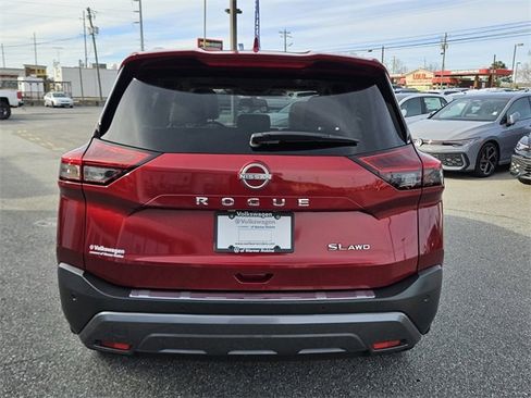 Used 2023 Nissan Rogue SL image 9
