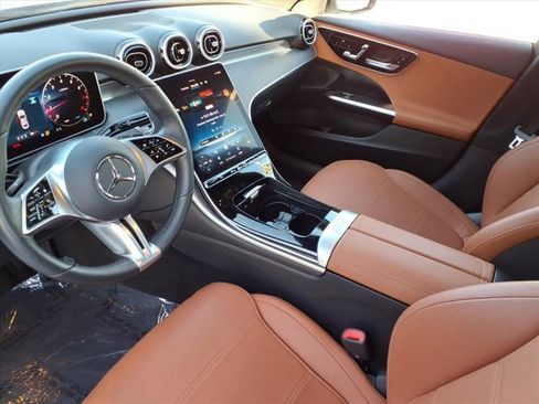 Used 2025 Mercedes-Benz C 300 4MATIC Sedan image 13