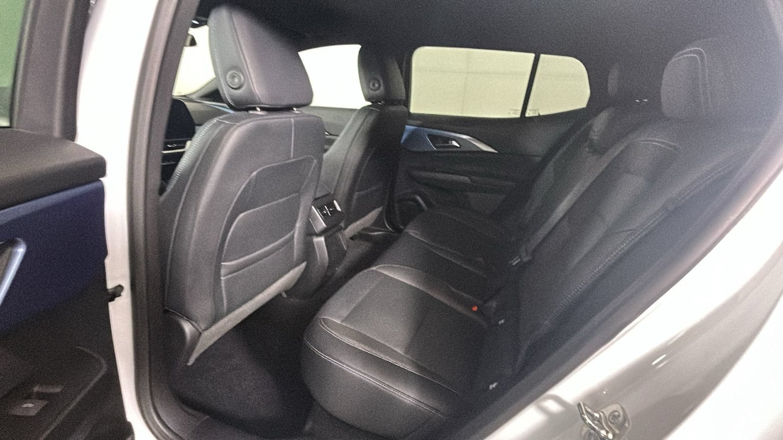 Used 2024 Chevrolet Equinox EV LT w/ LPO, All-Weather Mat Package FWD image 27