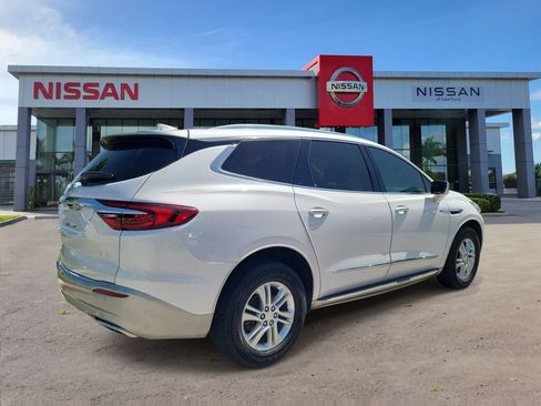 Used 2021 Buick Enclave Essence w/ Sound and Sites Package FWD image 2