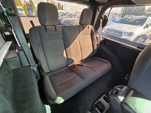 Used 2022 Jeep Wrangler Sport S image 21