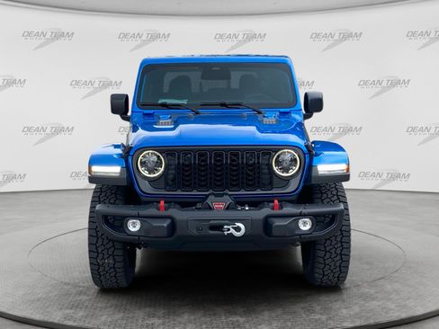 Used 2026 Jeep Gladiator Rubicon AWD/4WD image 2