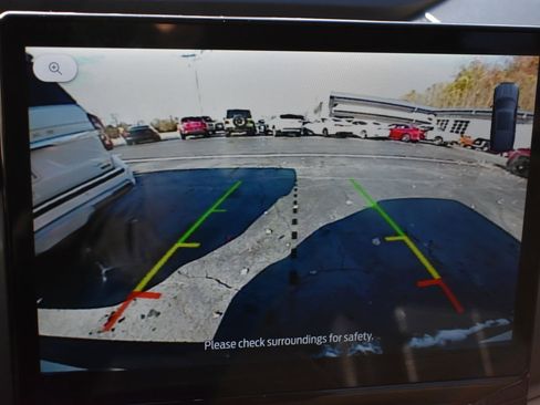 Certified 2022 Ford Expedition XLT image 25