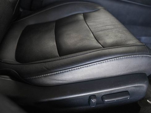 Used 2020 Honda Accord Touring image 29