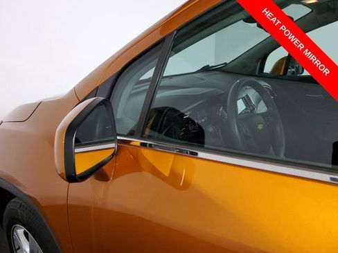 Used 2017 Chevrolet Trax LT image 26