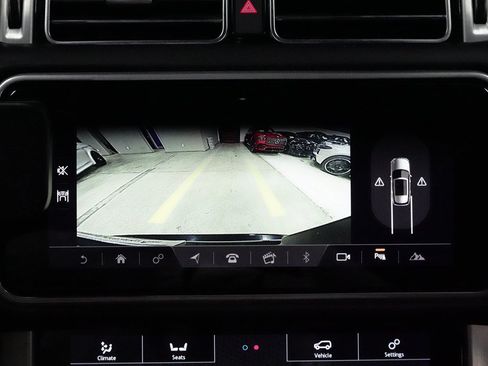 Used 2019 Land Rover Range Rover Supercharged AWD/4WD image 21