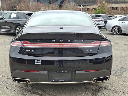 Used 2019 Lincoln MKZ Premiere image 5